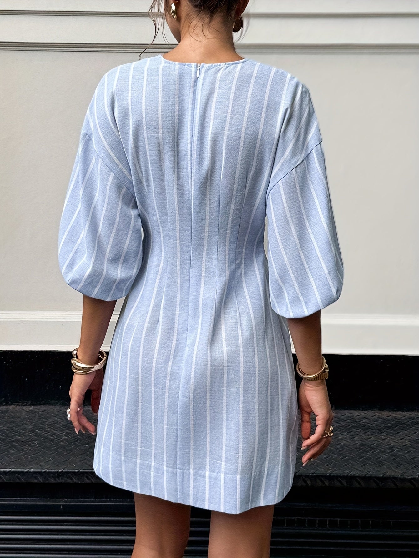 Virel | Mini Vestido Rayas Escote V