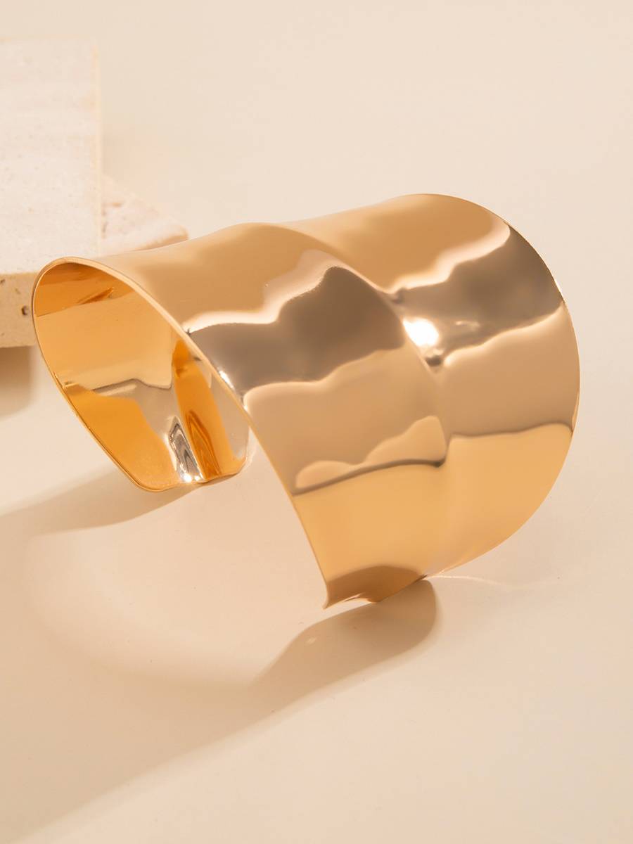 Neraya | Brazalete Escultural