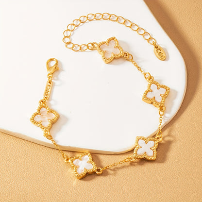 Aurelis | Pulsera de Trébol de la Fortuna con Acabado Dorado