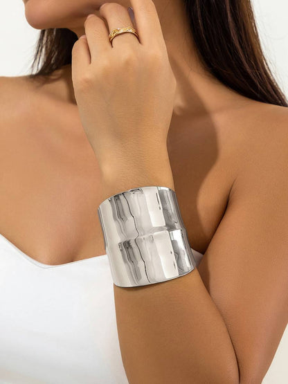 Neraya | Brazalete Escultural
