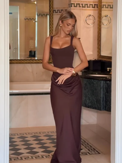 Erina | Vestido Largo Plisado Tirantes Cuello Cuadrado