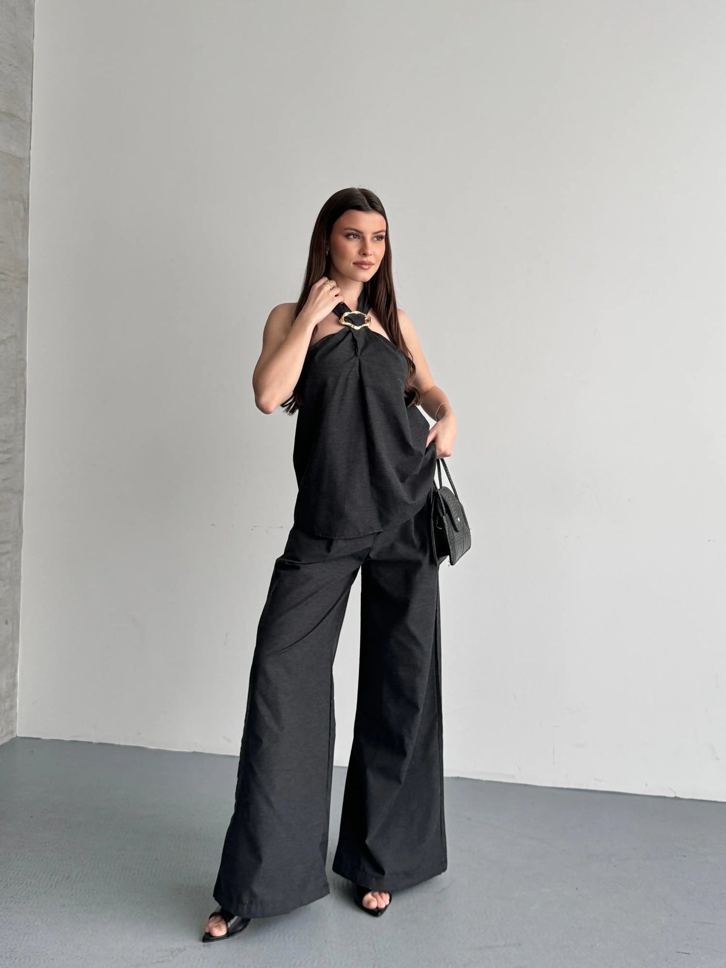 Denara | Conjunto Top Halter Pantalón Holgado