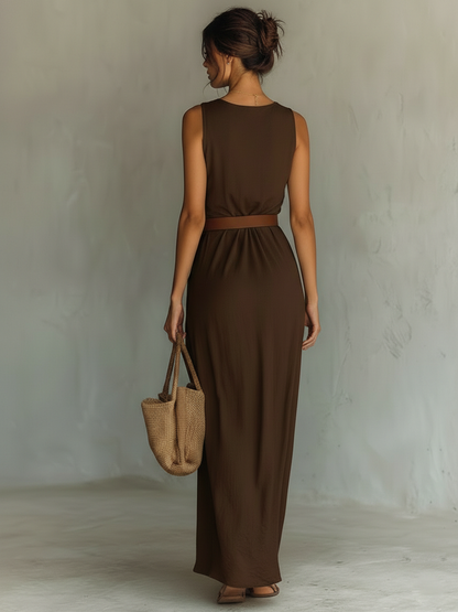 Karina | Vestido Largo Minimalista Sin Mangas Cuello Drapeado