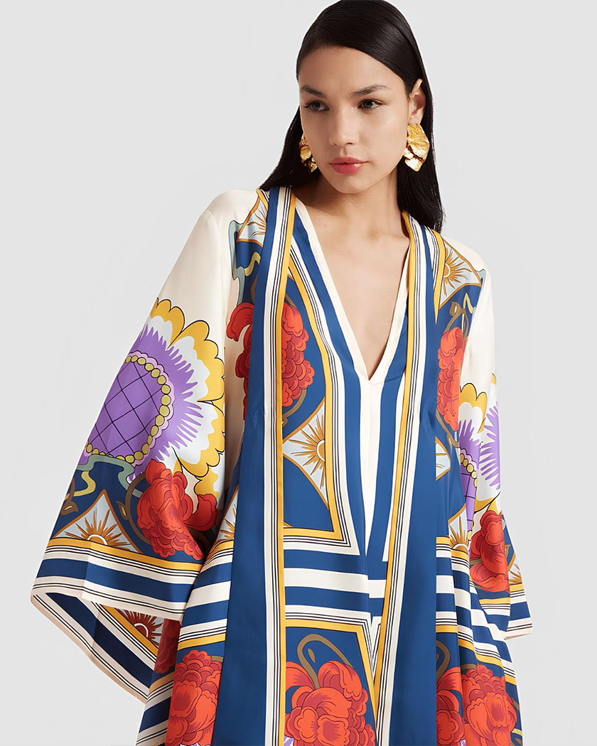 Elyssia | Vestido Kimono Floral Detallado