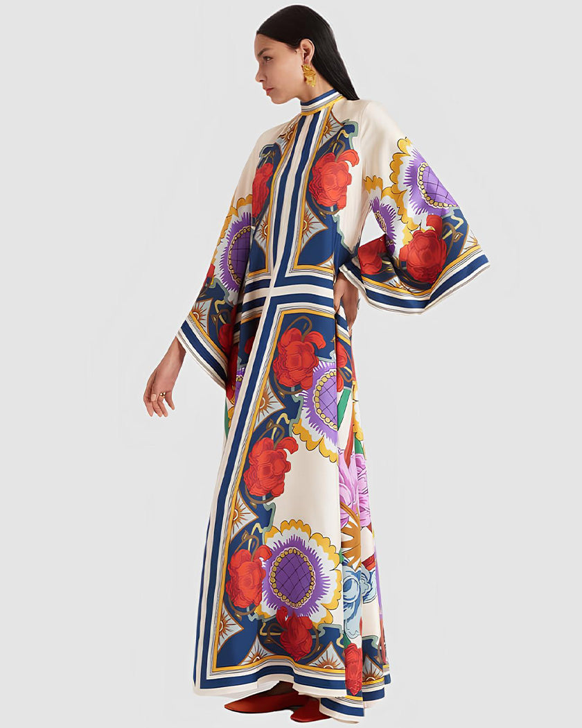 Elyssia | Vestido Kimono Floral Detallado