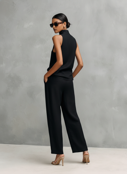 Kaira | Conjunto Elegante de Lino Top Sin Mangas Cuello Redondo y Pantalón