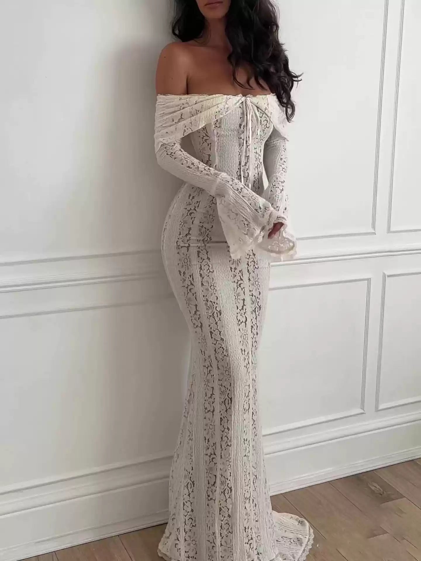 Celestia | Vestido Largo Encaje Escote Bardot