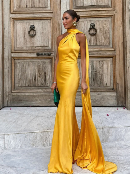 Divani | Vestido Largo Elegante con Capa Sin Mangas