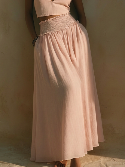 Fiorella | Conjunto Top Halter con Escote en V Profundo y Falda Fluida con Volantes