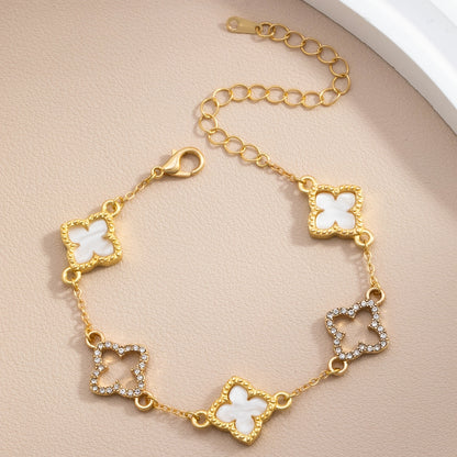 Aurelis | Pulsera de Trébol de la Fortuna con Acabado Dorado