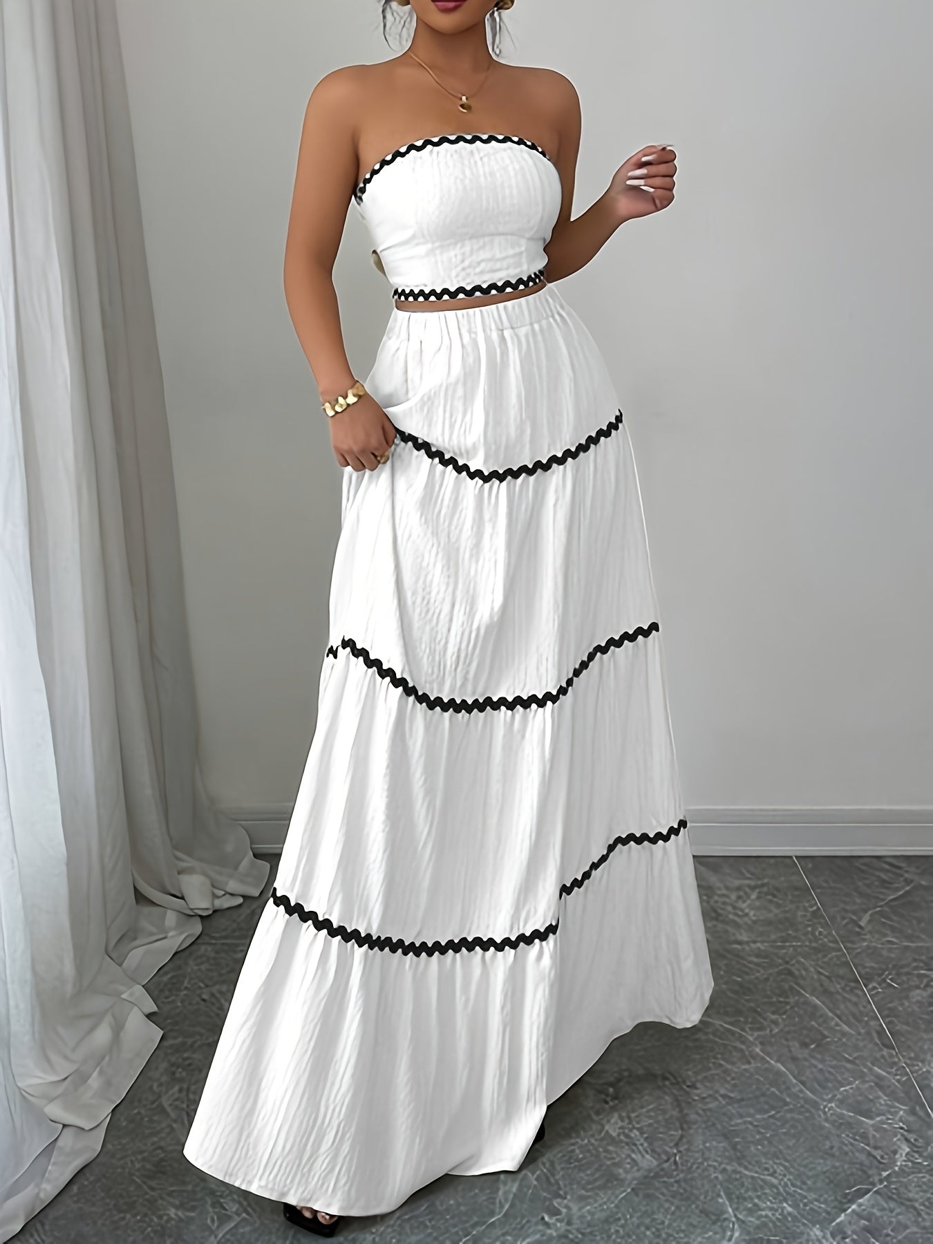 Selena | Conjunto Falda Boho Larga de Encaje a Rayas y Top Sin Mangas